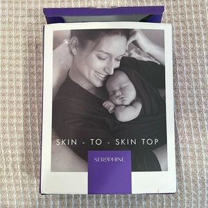 Skin to skin top